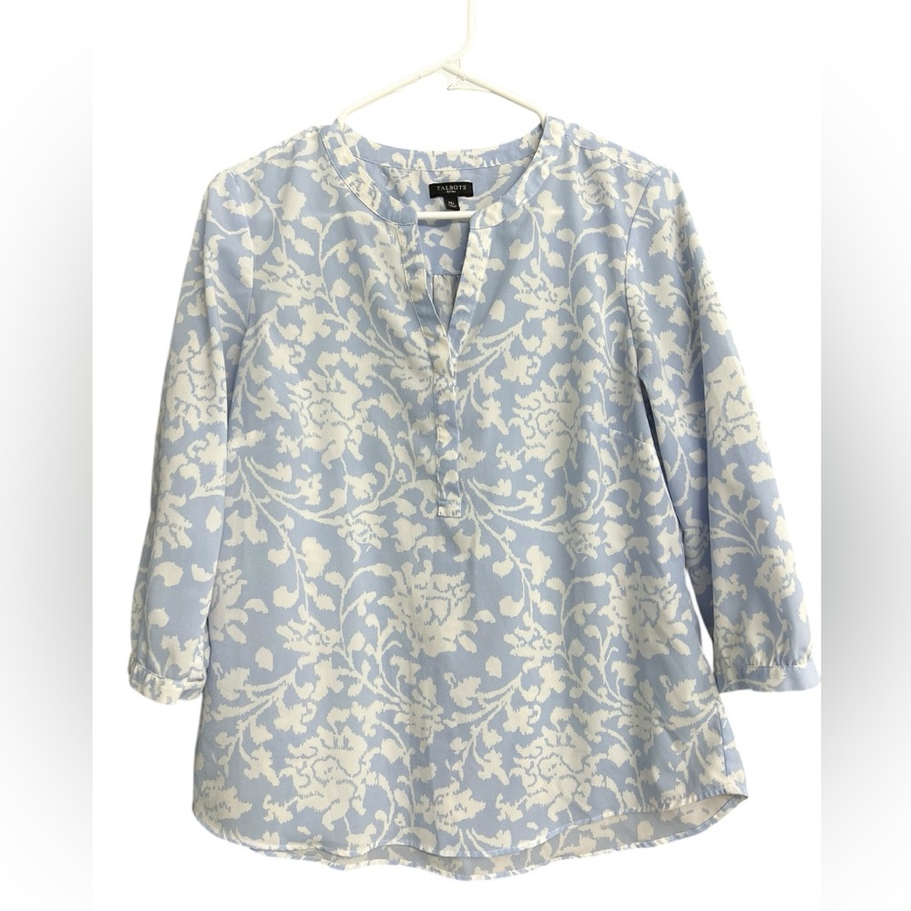 Talbots Periwinkle Blue‎ Vneck Blouse Size Medium Petite
